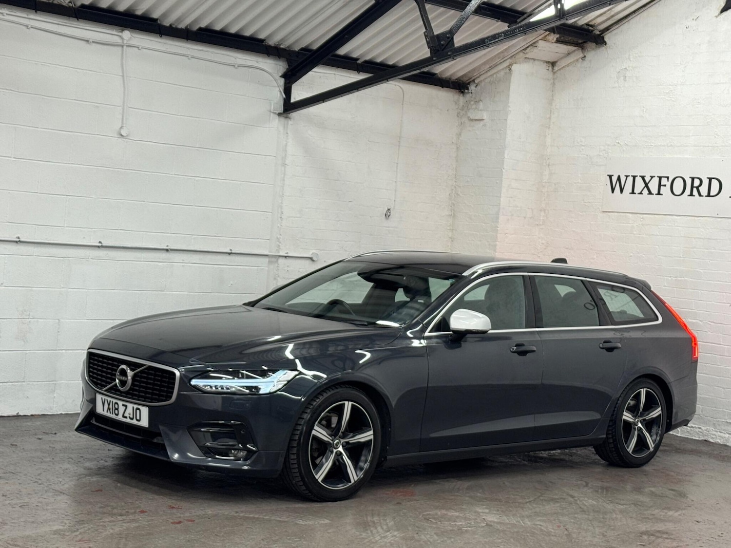 Used Volvo V90 2018 for sale - 76886357: Photo 5