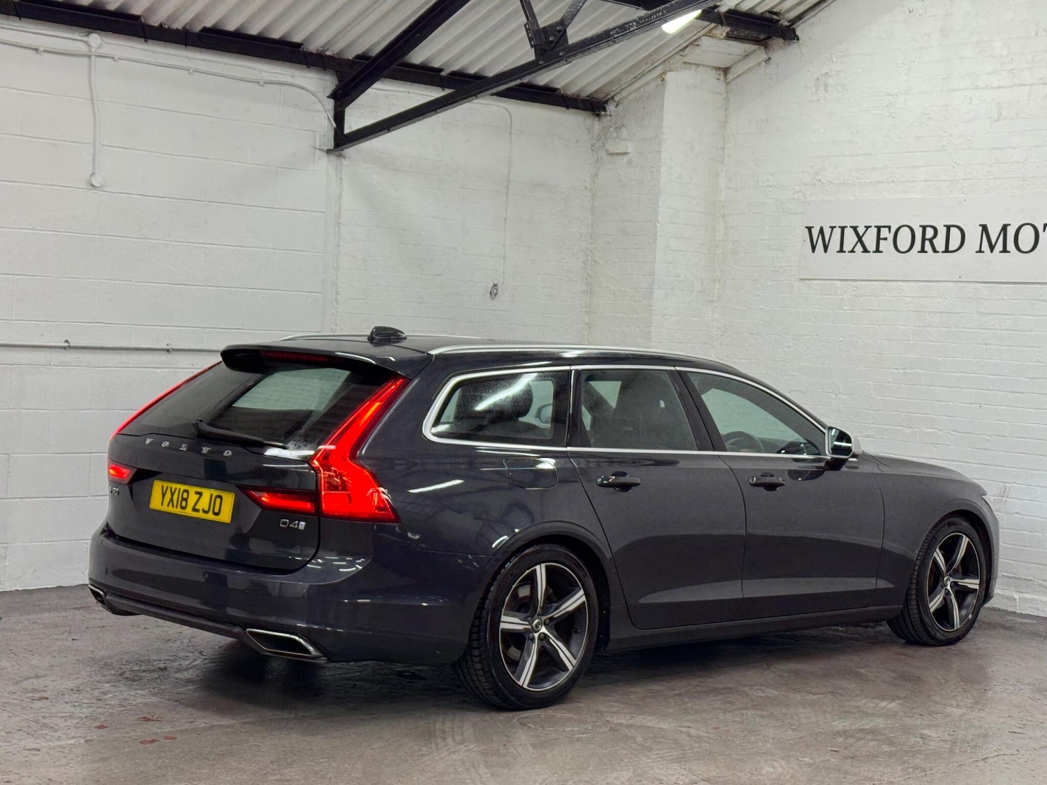 Used Volvo V90 2018 for sale - 76886357: Photo 6