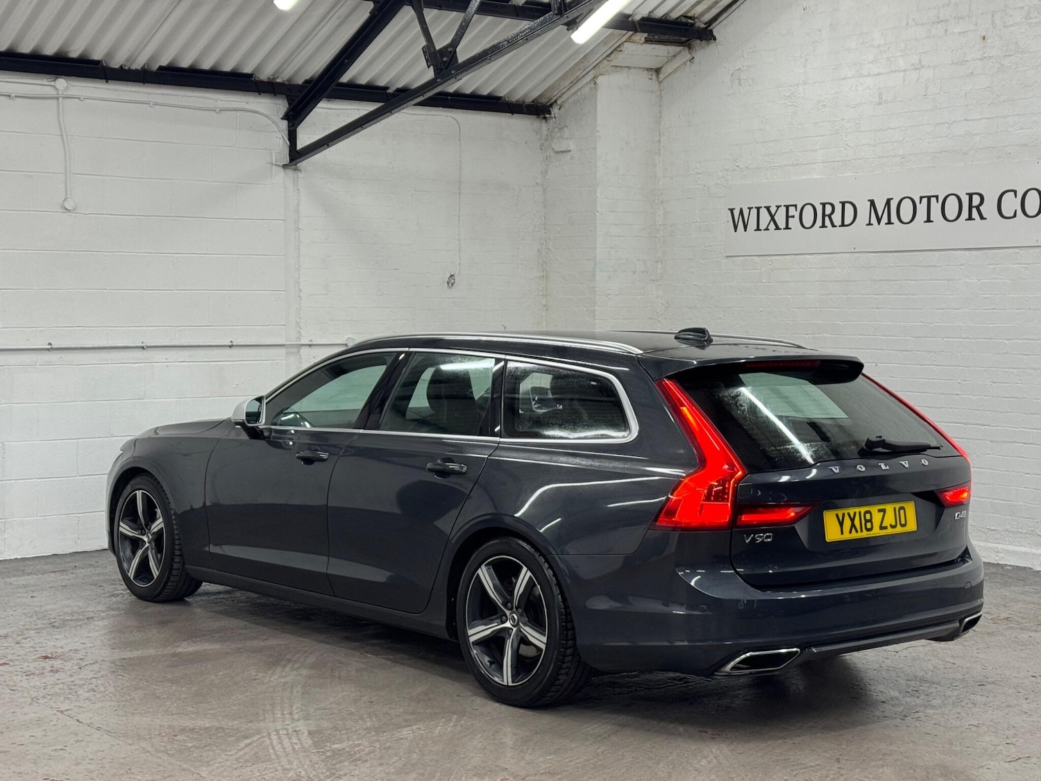 Used Volvo V90 2018 for sale - 76886357: Photo 7