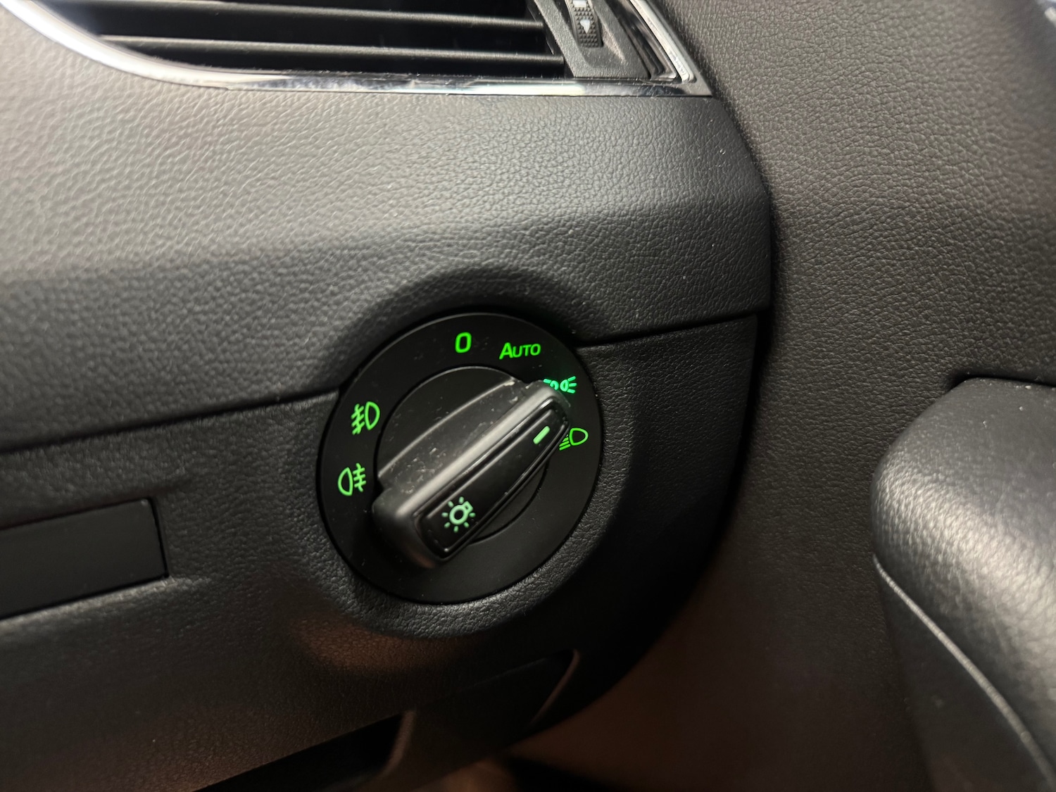 Used Skoda Octavia 2017 for sale - 77159659: Photo 25