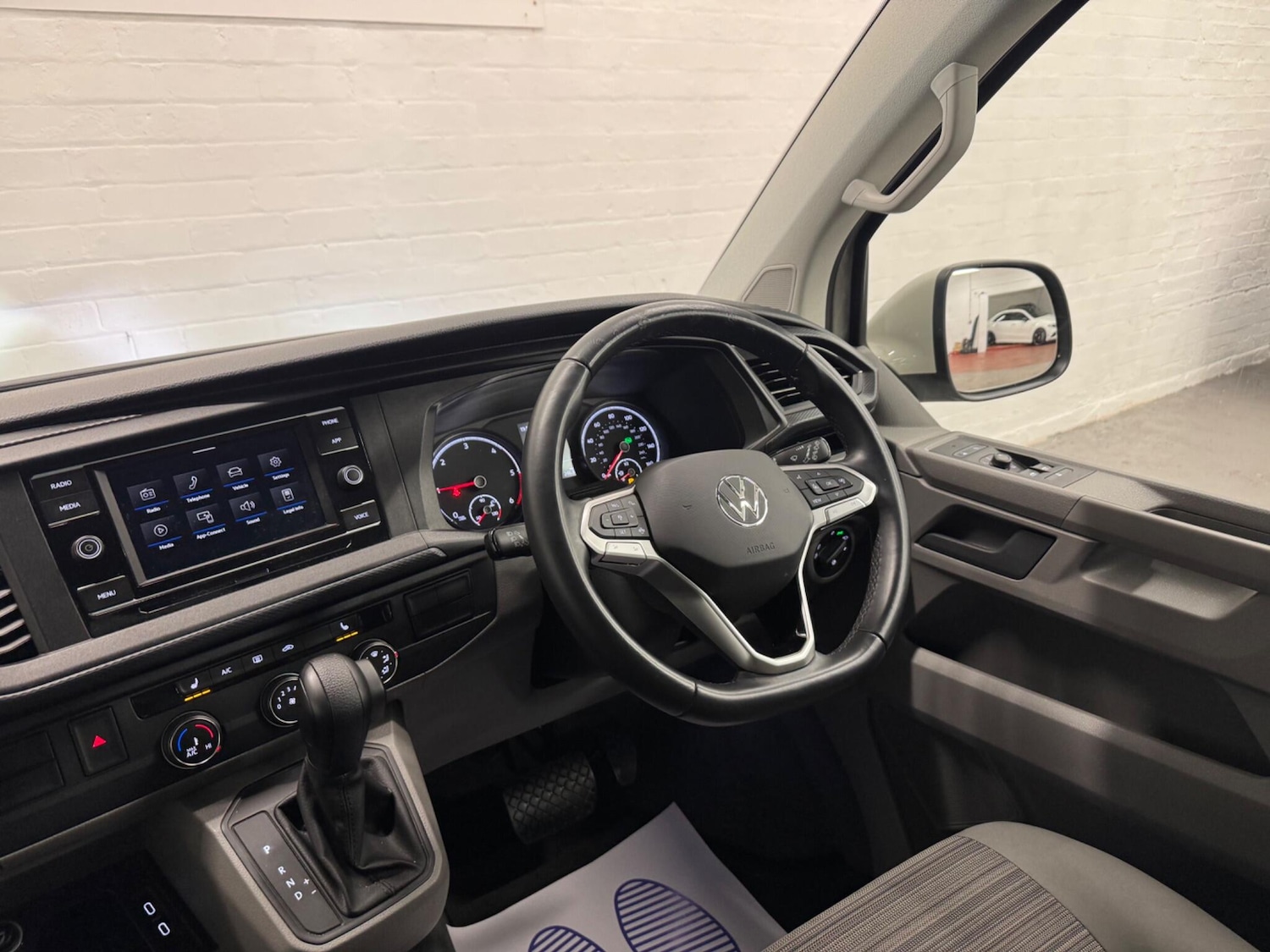 Used Volkswagen California 2023 for sale - 76992481: Photo 24