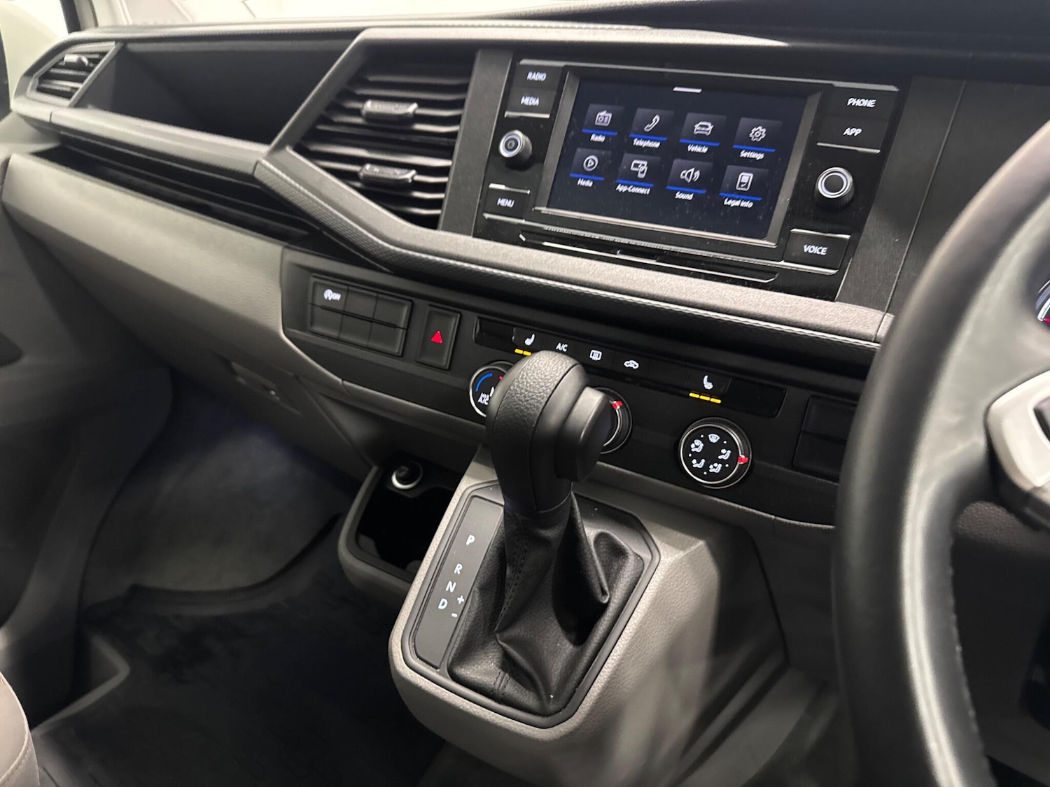 Used Volkswagen California 2023 for sale - 76992481: Photo 35