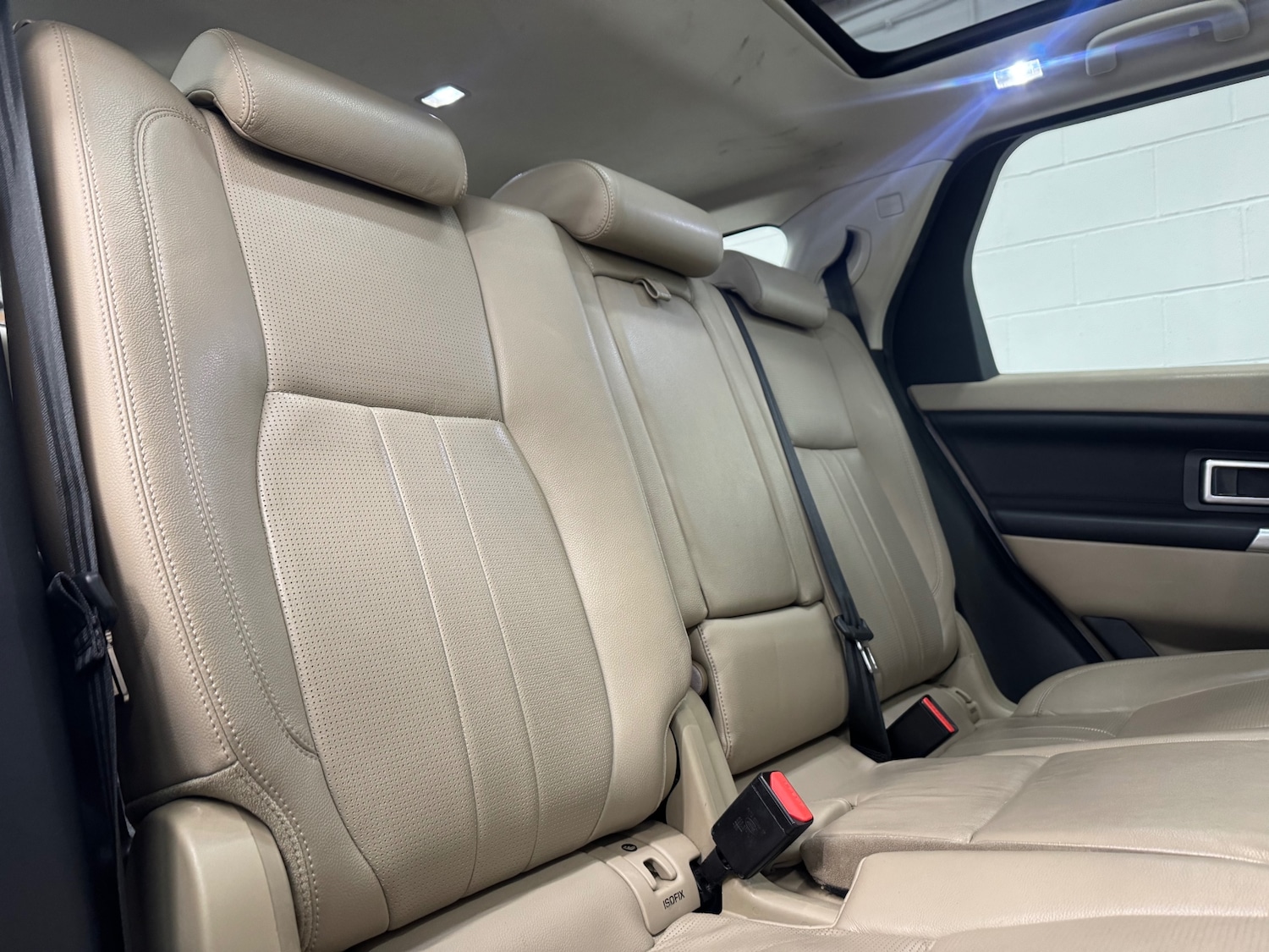 Used Land Rover Discovery Sport 2017 for sale - 77137018: Photo 16