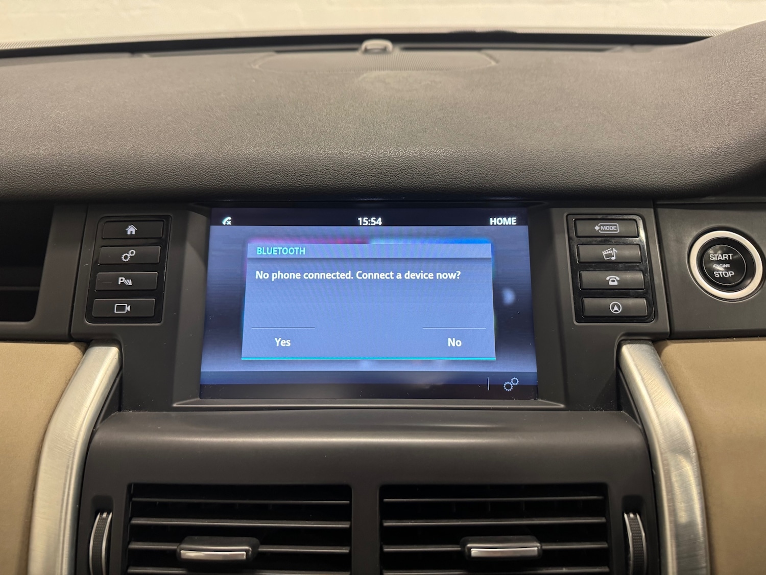 Used Land Rover Discovery Sport 2017 for sale - 77137018: Photo 25