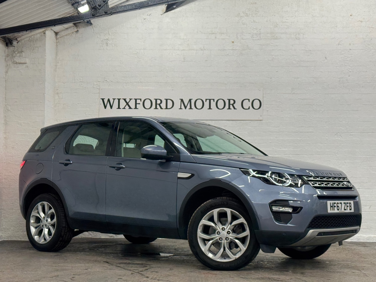 Used Land Rover Discovery Sport 2017 for sale - 77137018: Photo 32