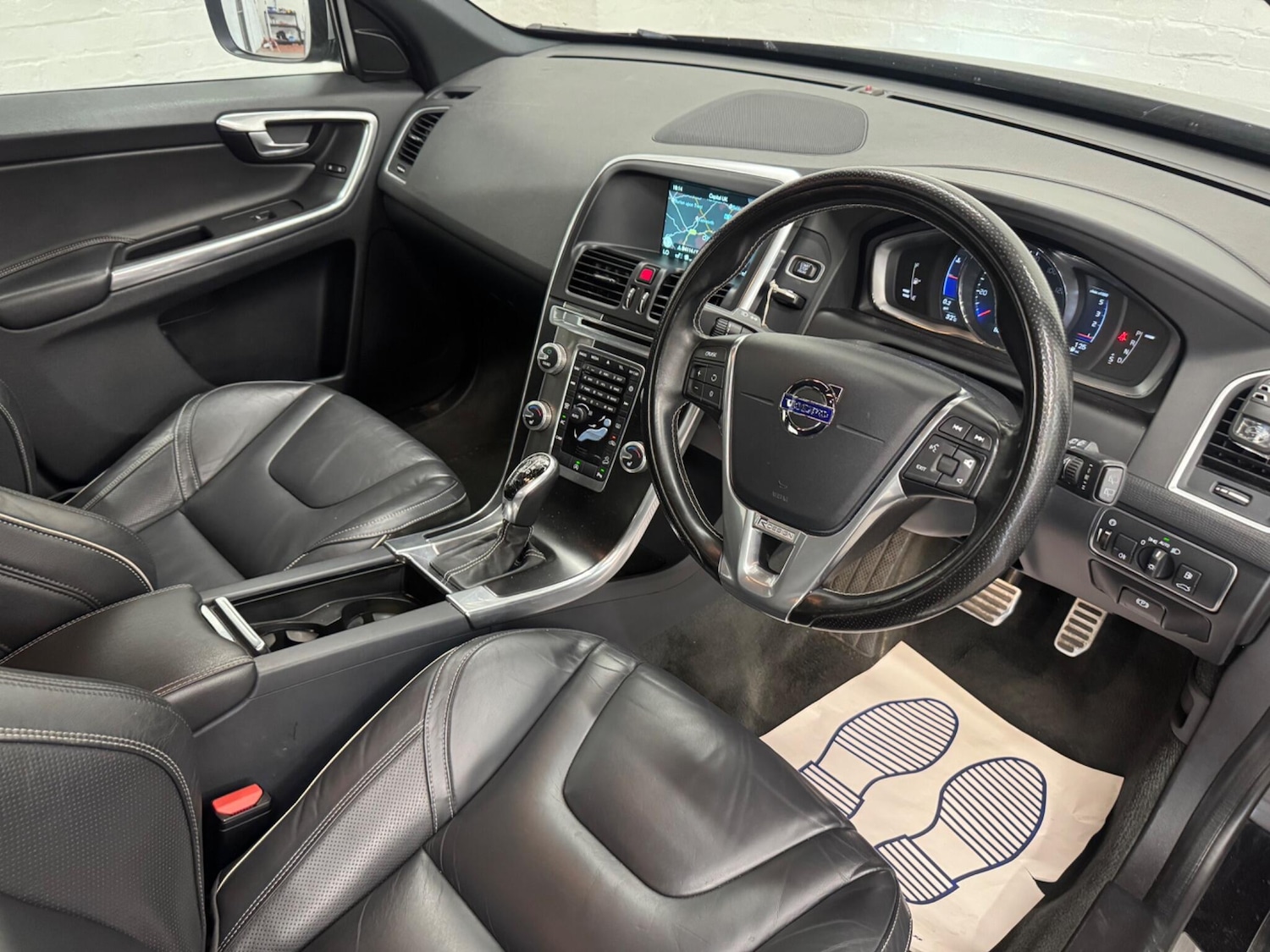 Used Volvo XC60 2016 for sale - 76276000: Photo 10