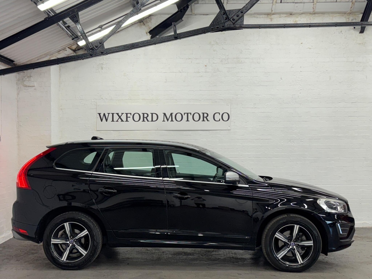 Used Volvo XC60 2016 for sale - 76276000: Photo 2