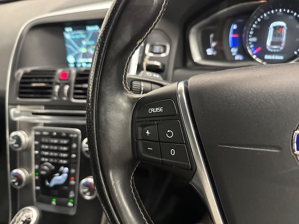Used Volvo XC60 2016 for sale - 76276000: Photo 21