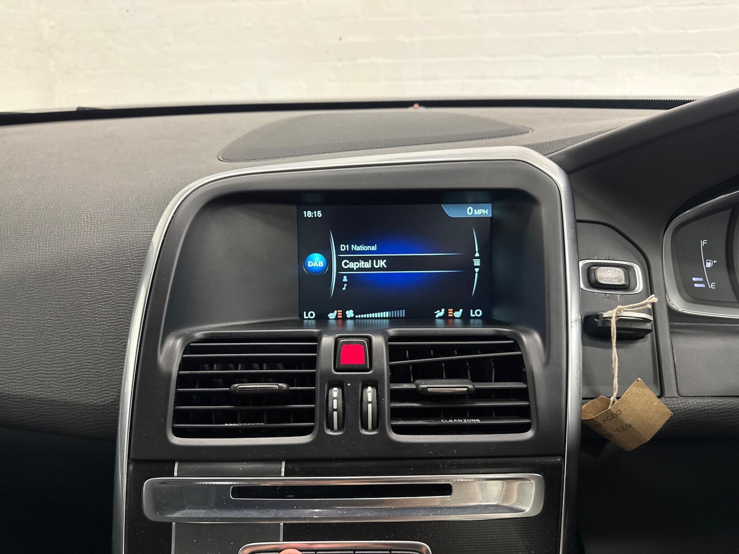 Used Volvo XC60 2016 for sale - 76276000: Photo 26