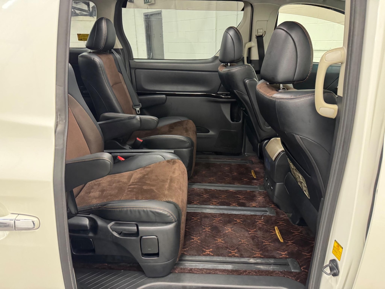 Used Toyota Alphard 2025 for sale - 76275999: Photo 14