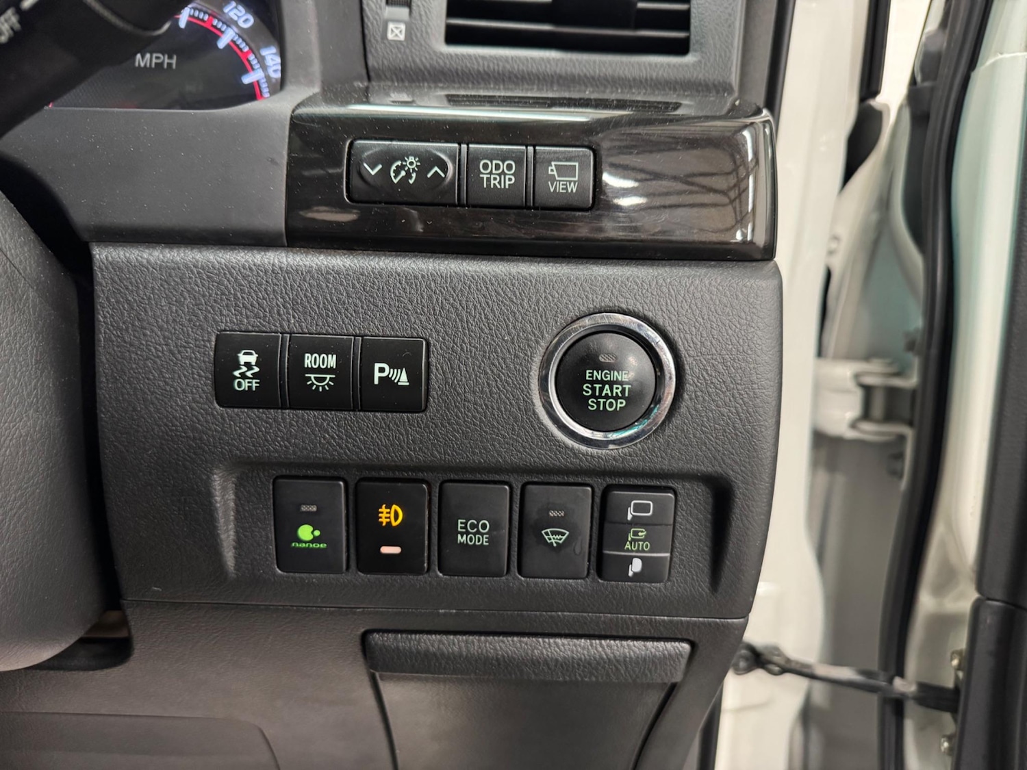 Used Toyota Alphard 2025 for sale - 76275999: Photo 31