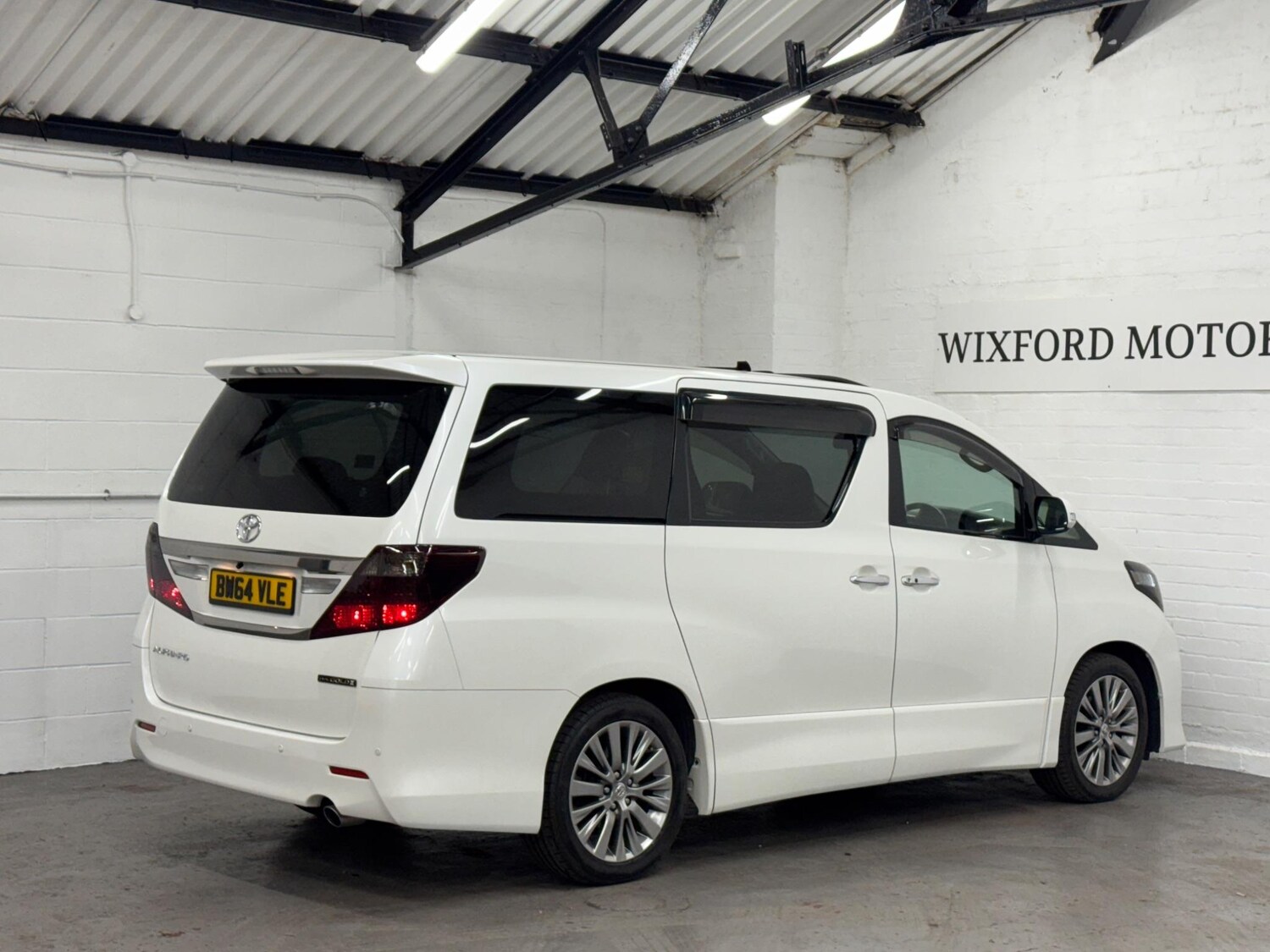 Used Toyota Alphard 2025 for sale - 76275999: Photo 7