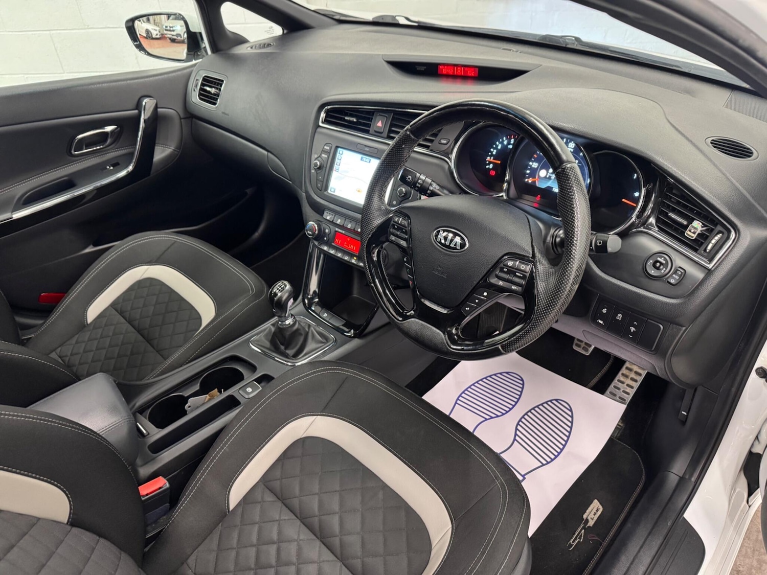 Used Kia Ceed 2017 for sale - 76613070: Photo 12