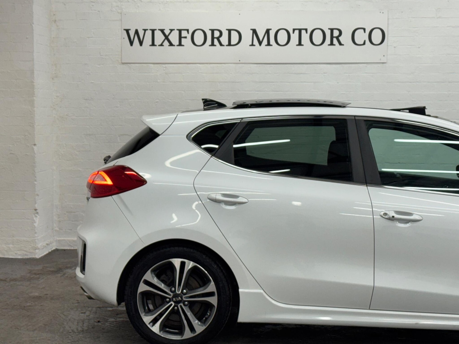 Used Kia Ceed 2017 for sale - 76613070: Photo 37