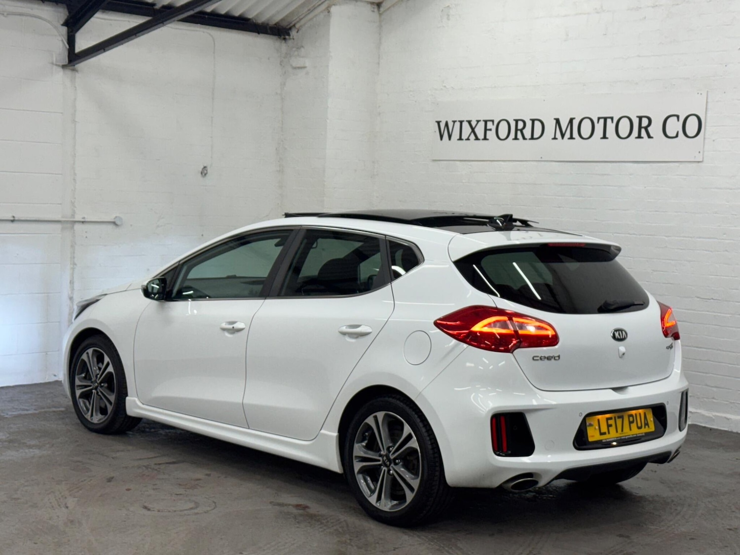 Used Kia Ceed 2017 for sale - 76613070: Photo 8