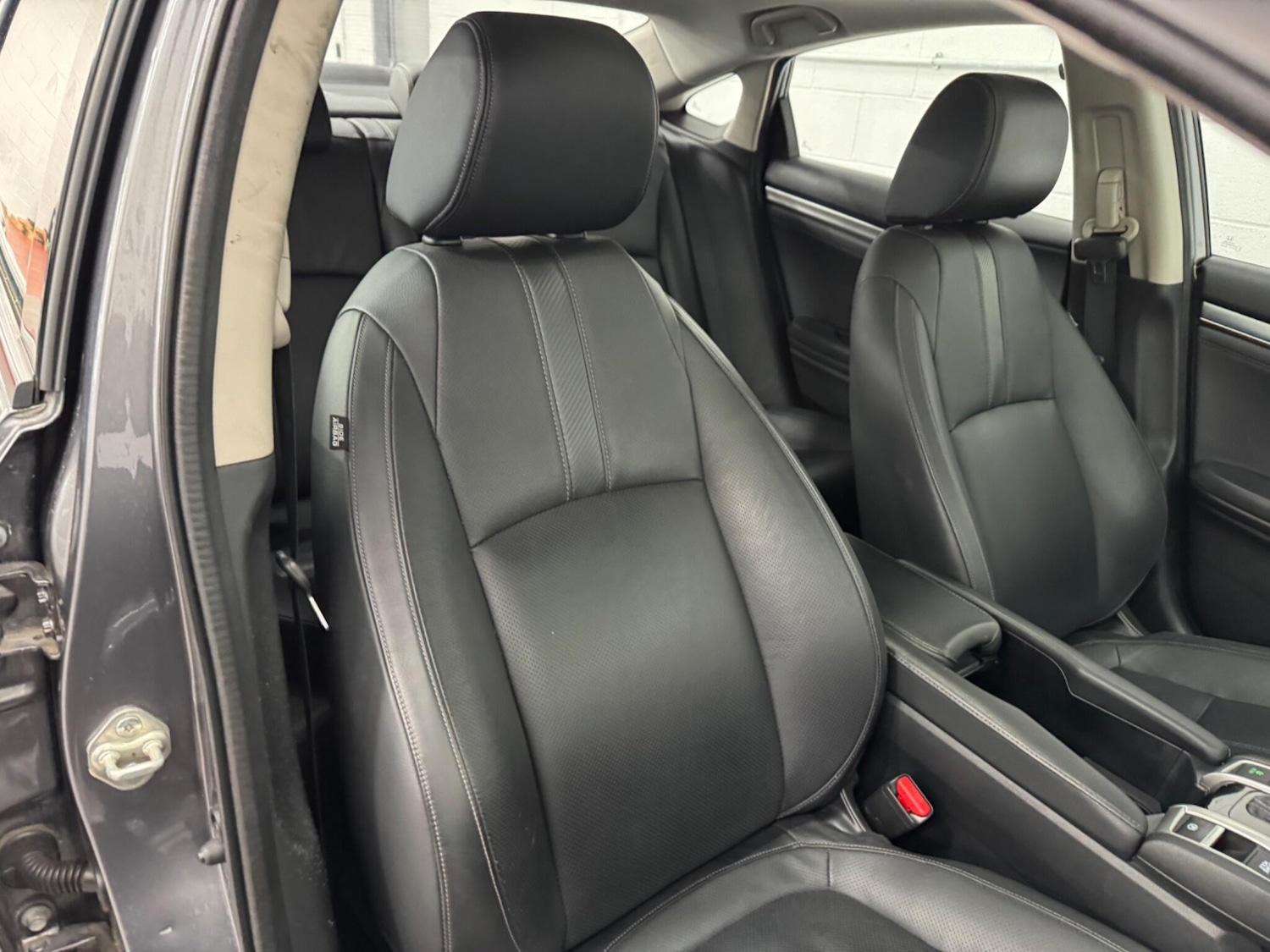 Used Honda Civic 2018 for sale - 76608224: Photo 14