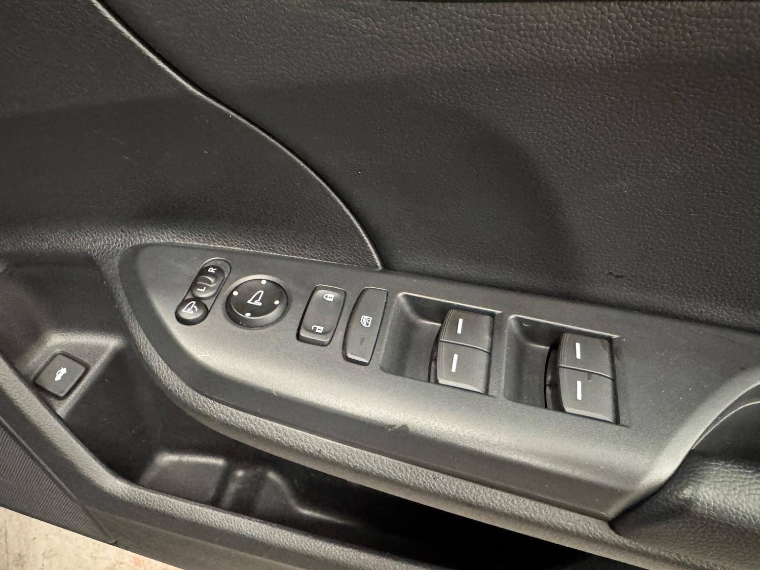 Used Honda Civic 2018 for sale - 76608224: Photo 27