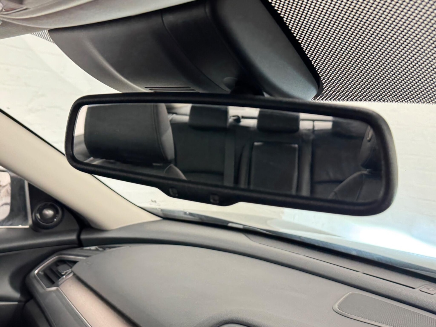 Used Honda Civic 2018 for sale - 76608224: Photo 29