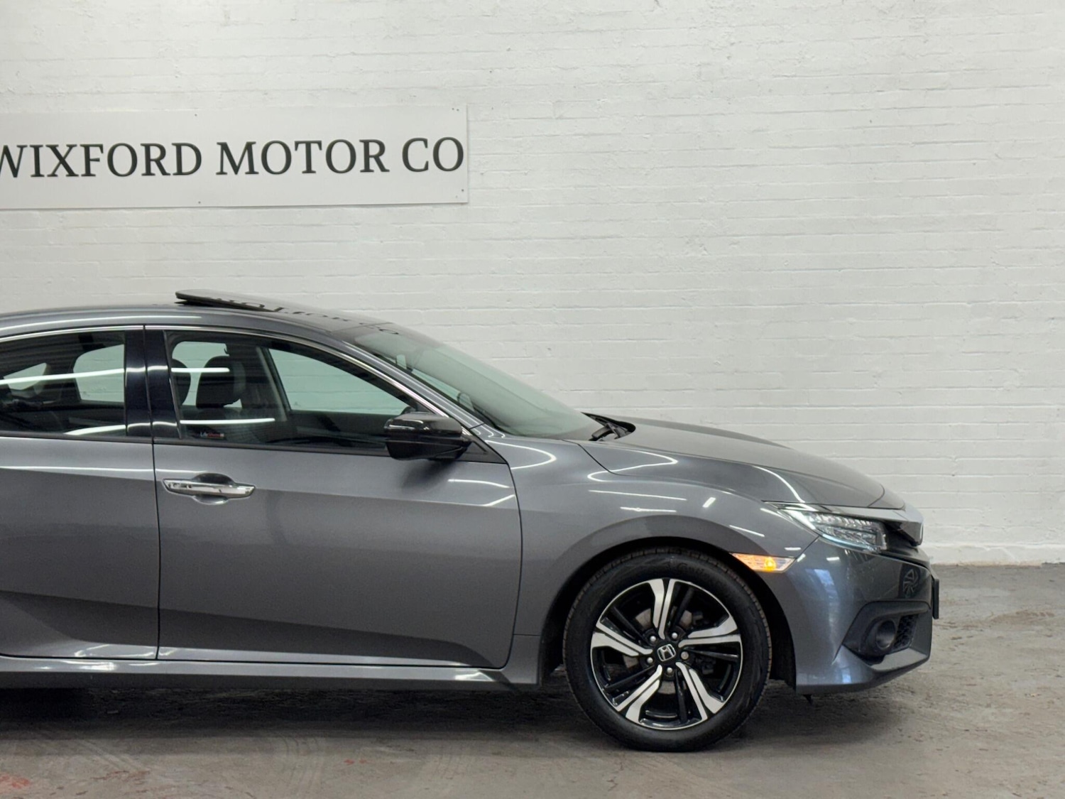 Used Honda Civic 2018 for sale - 76608224: Photo 35