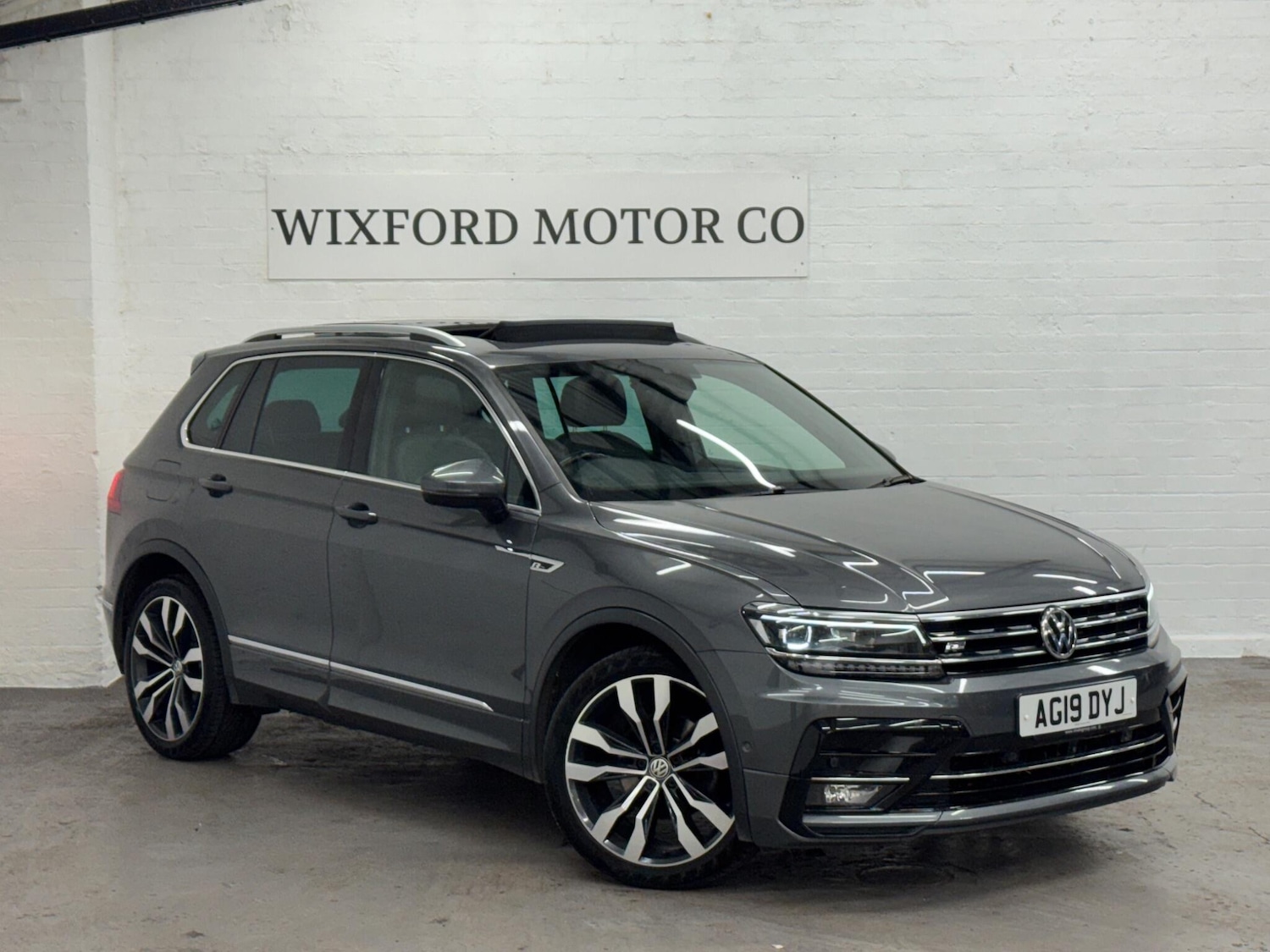 Used Volkswagen Tiguan 2019 for sale - 76295303: Photo 1