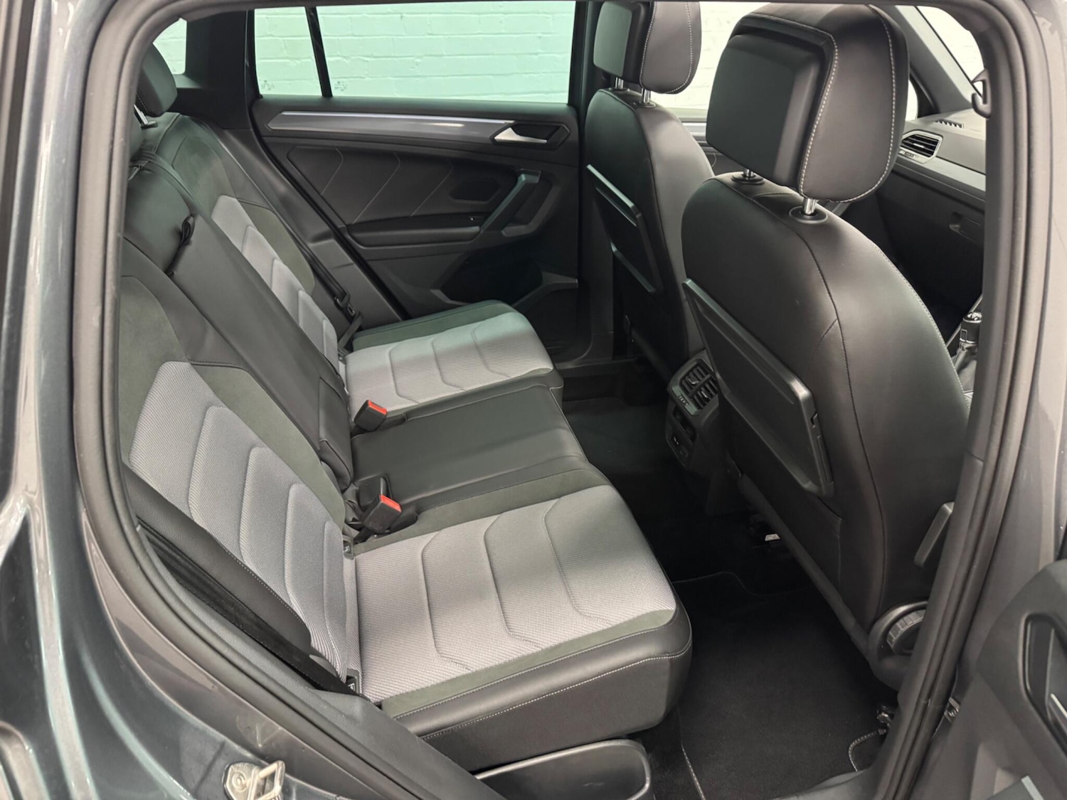 Used Volkswagen Tiguan 2019 for sale - 76295303: Photo 15