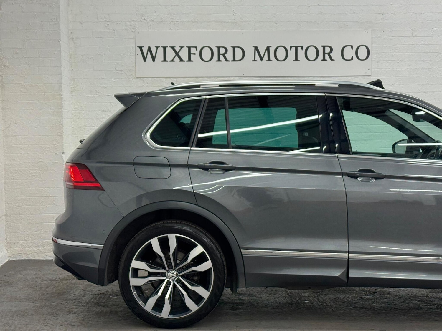 Used Volkswagen Tiguan 2019 for sale - 76295303: Photo 33