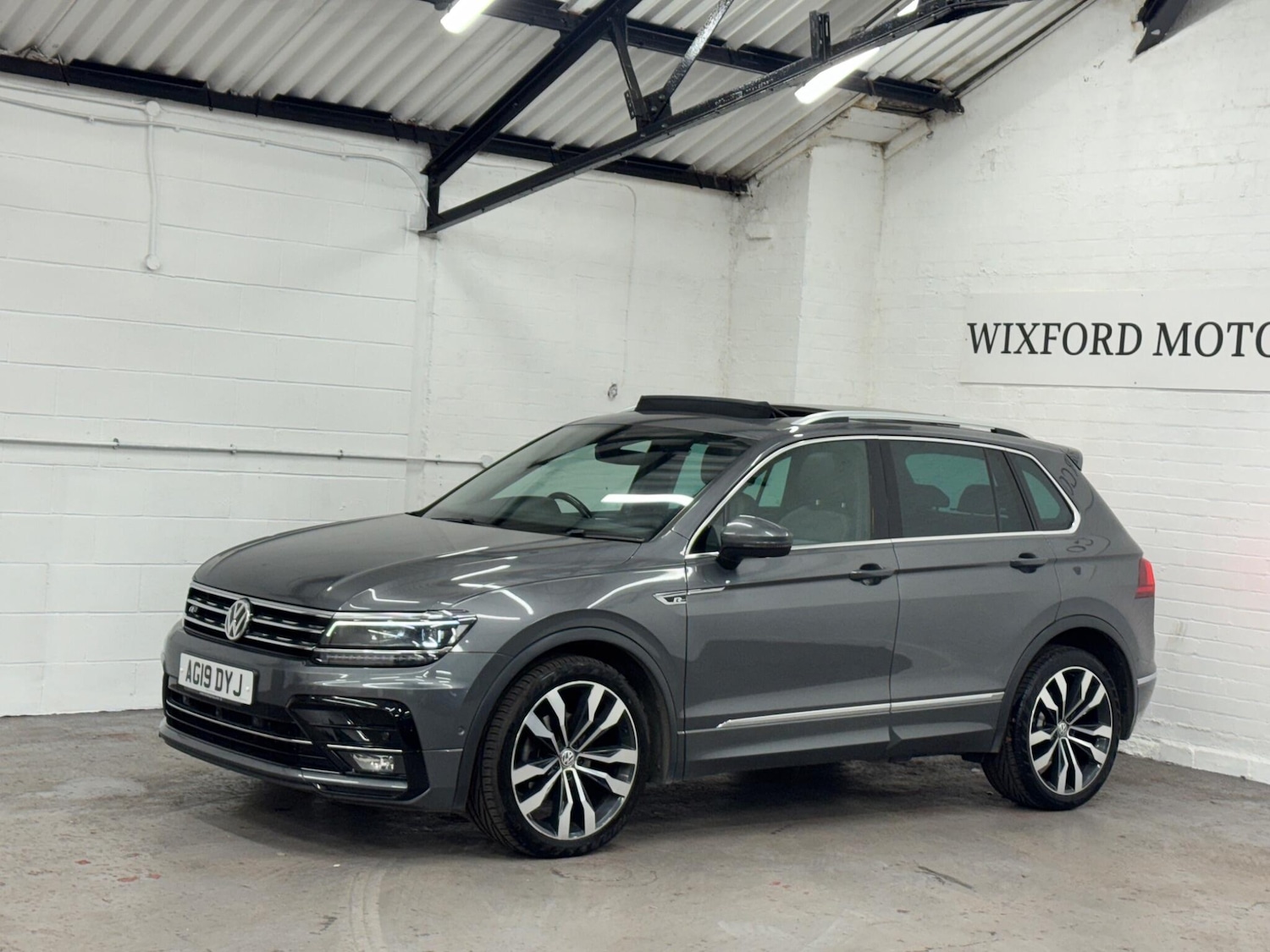 Used Volkswagen Tiguan 2019 for sale - 76295303: Photo 4