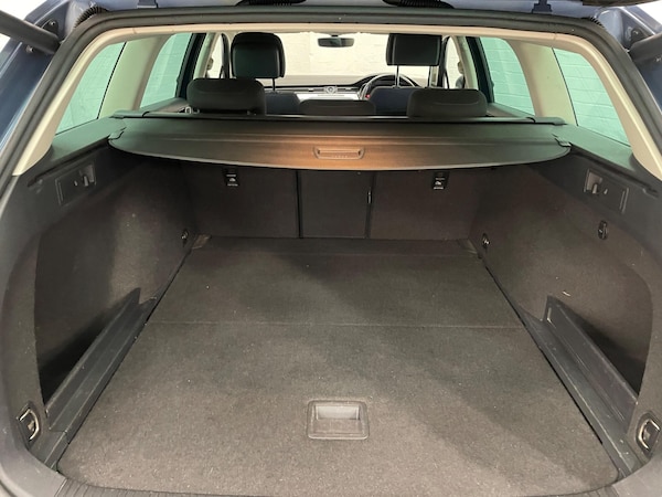 Used Volkswagen Passat 2015 for sale - 76276031: Photo 10