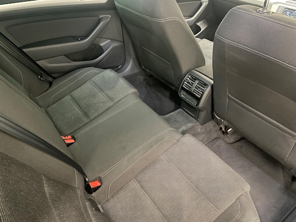 Used Volkswagen Passat 2015 for sale - 76276031: Photo 16