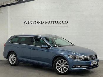 Volkswagen - Passat