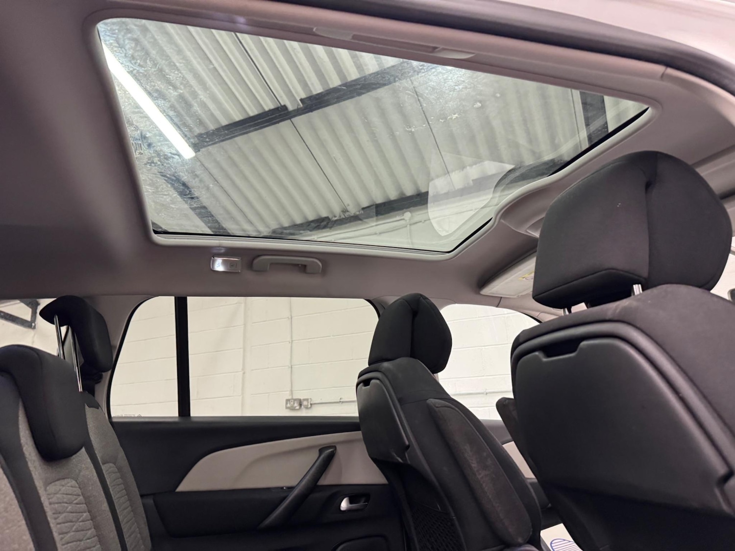 Used Citroen C4 Grand Picasso 2017 for sale - 76276028: Photo 19