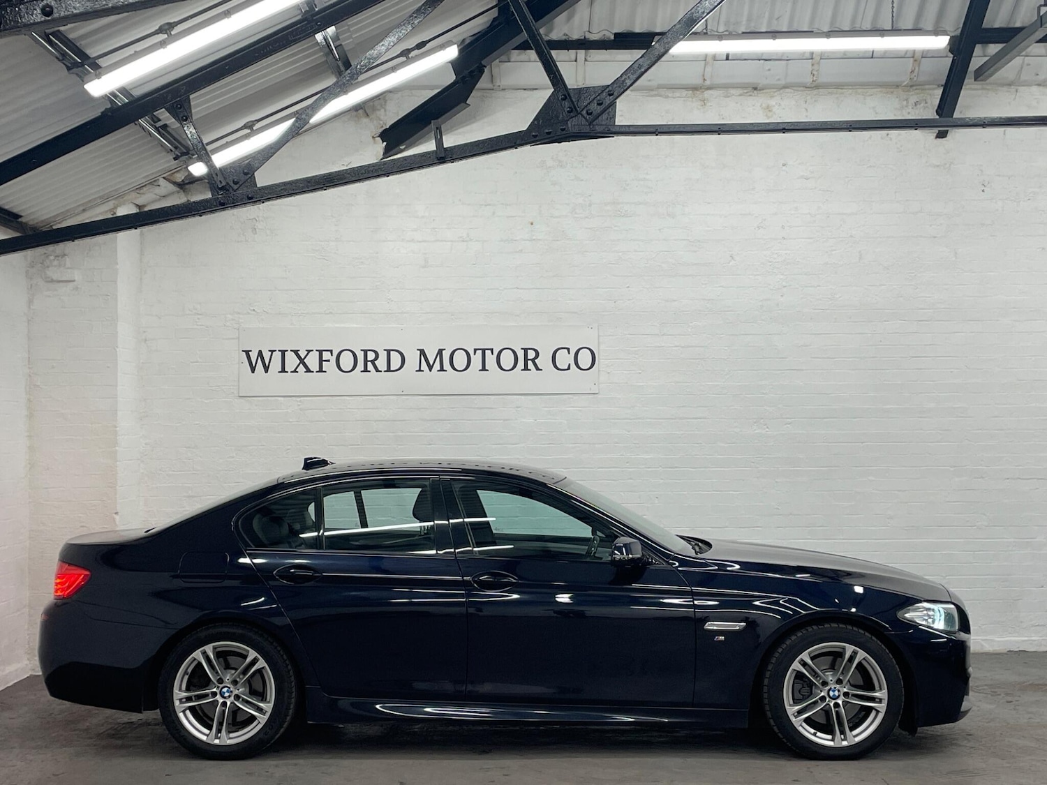 Used BMW 5 Series 2015 for sale - 76276027: Photo 2