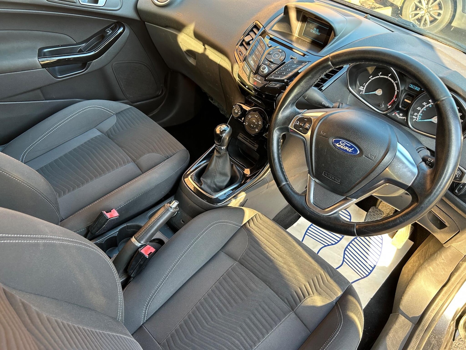 Used Ford Fiesta 2017 for sale - 76276035: Photo 11