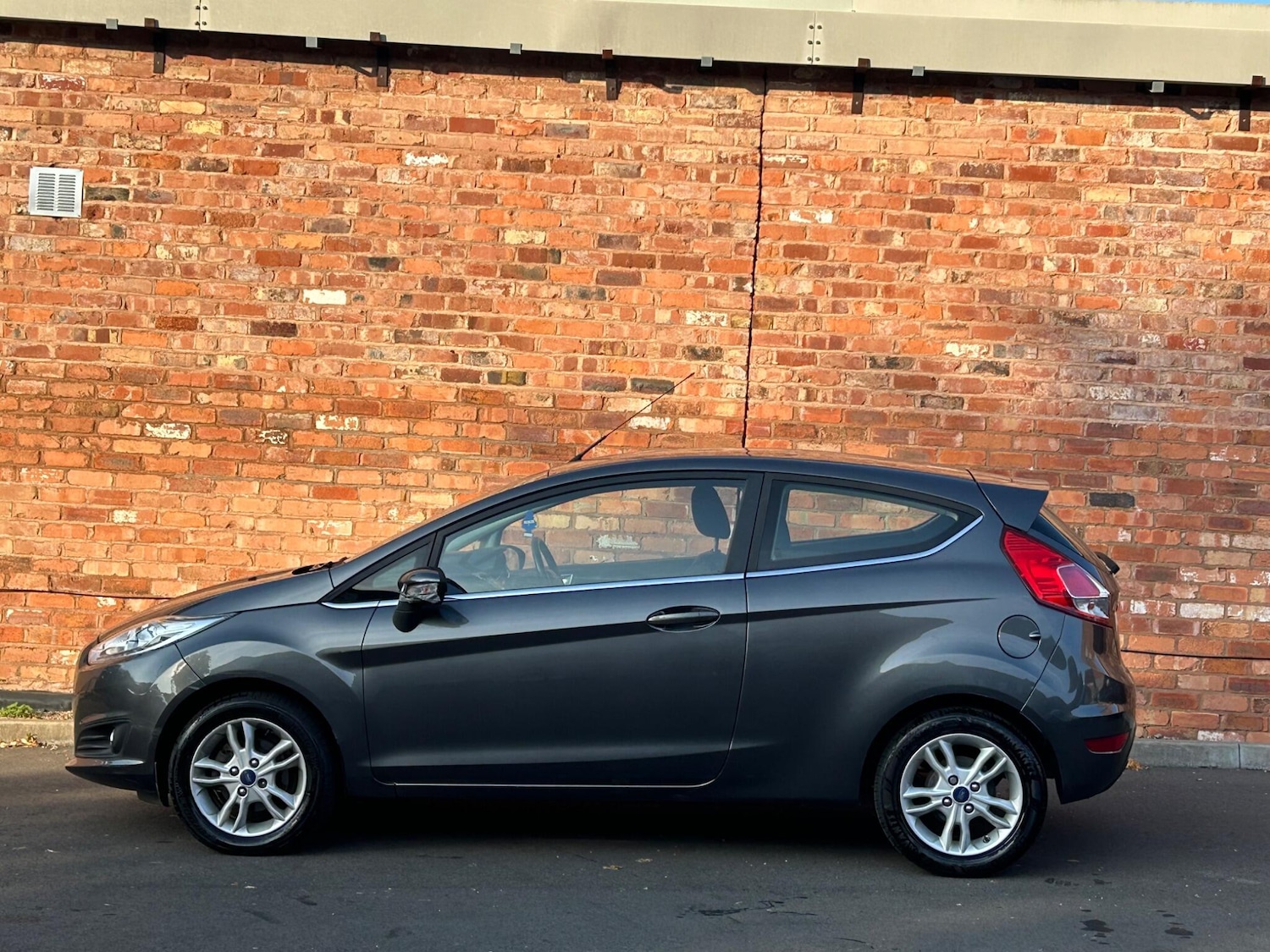 Used Ford Fiesta 2017 for sale - 76276035: Photo 3