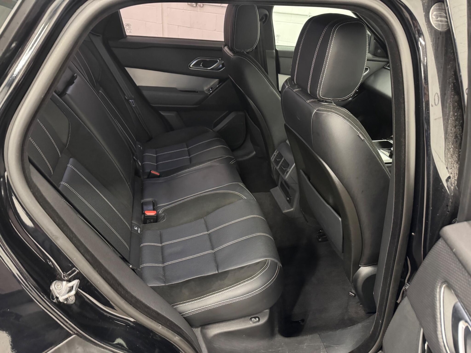 Used Land Rover Range Rover Velar 2018 for sale - 76714628: Photo 14