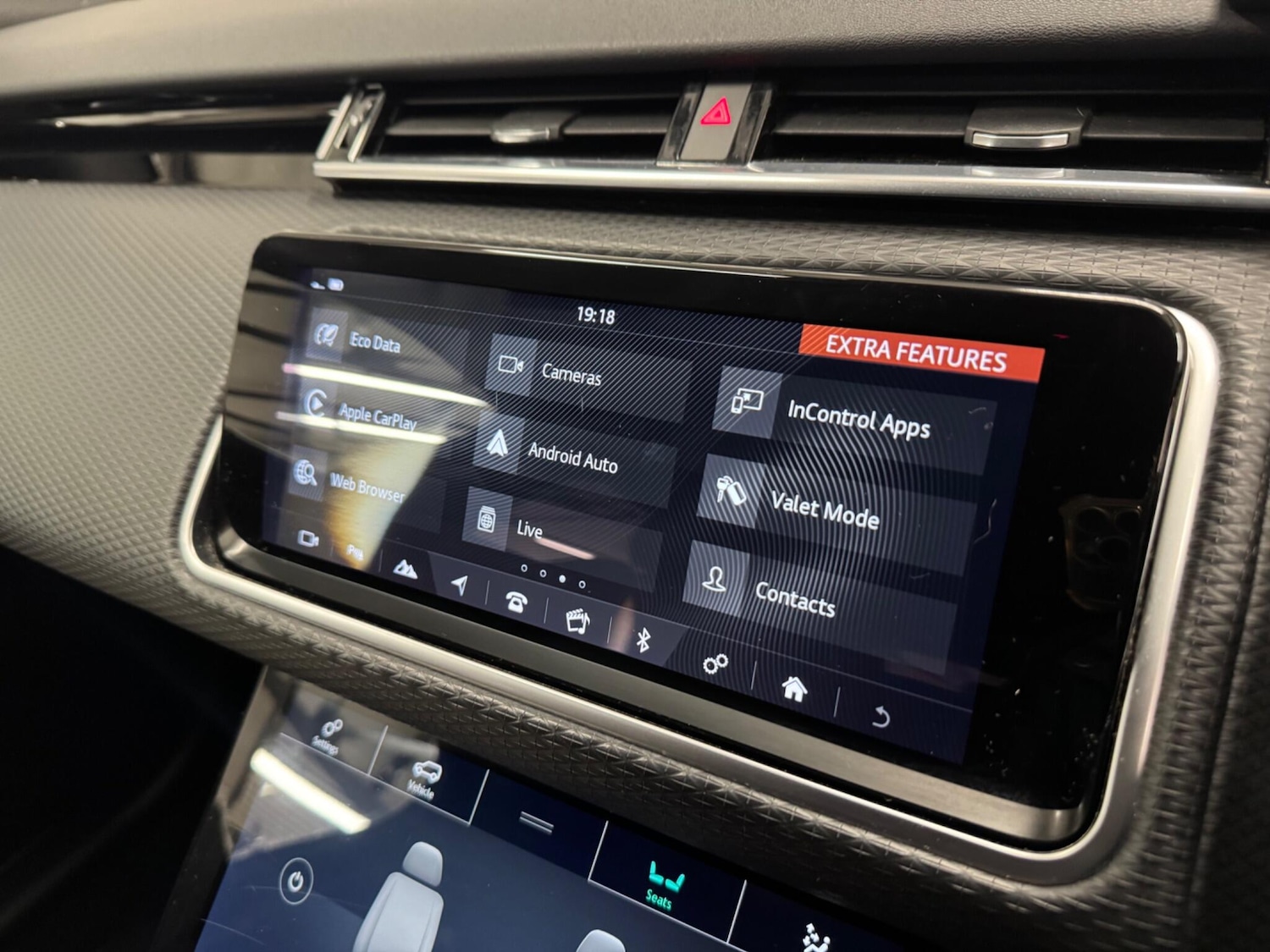 Used Land Rover Range Rover Velar 2018 for sale - 76714628: Photo 21