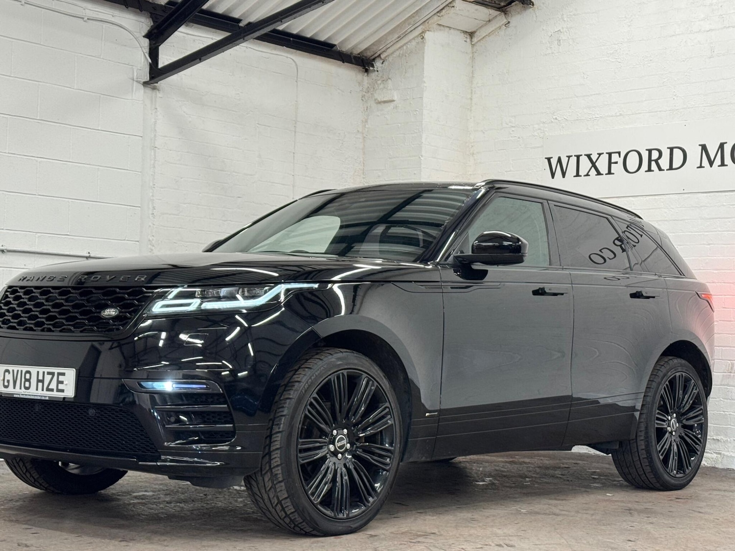 Used Land Rover Range Rover Velar 2018 for sale - 76714628: Photo 42