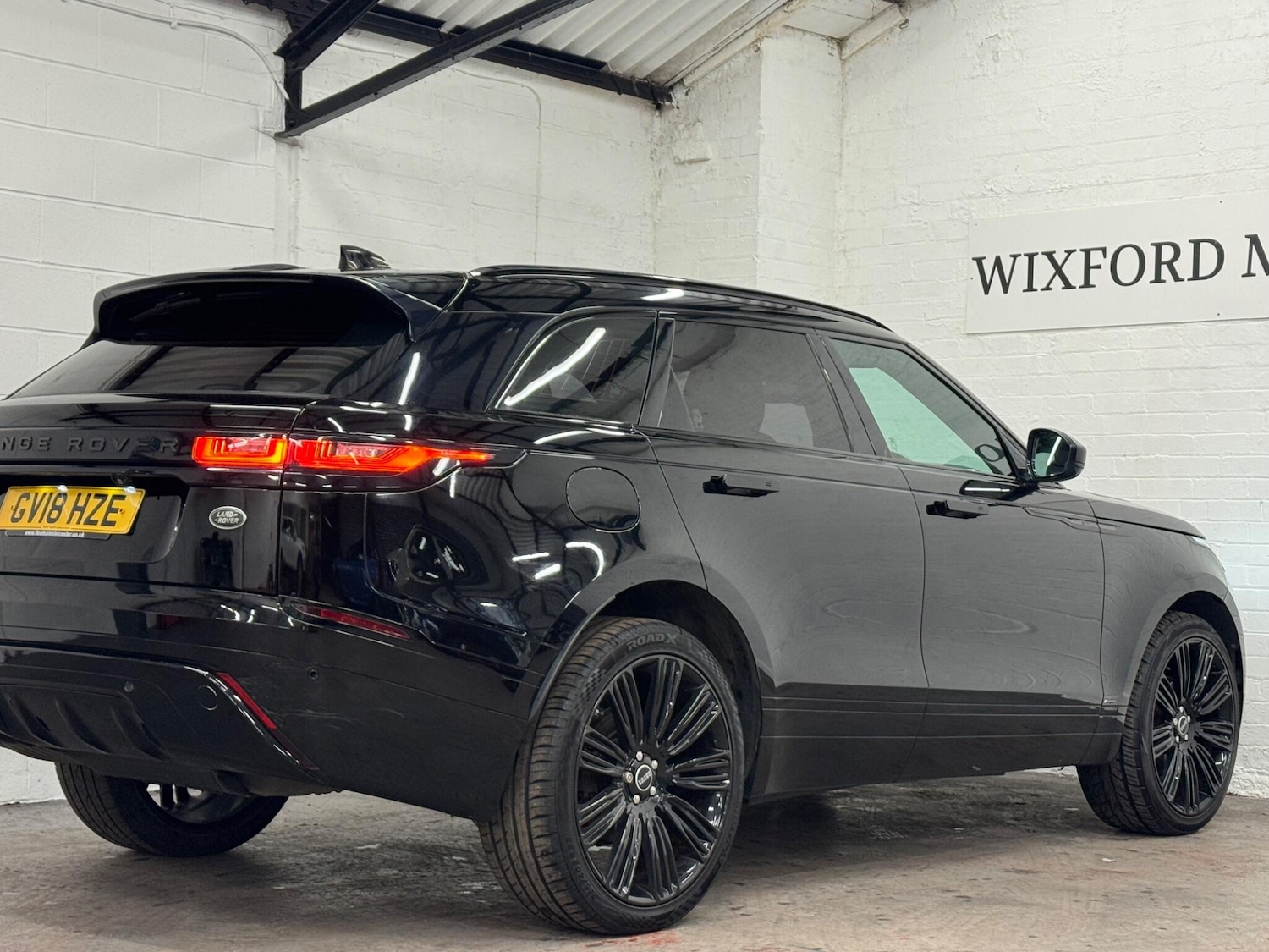 Used Land Rover Range Rover Velar 2018 for sale - 76714628: Photo 44