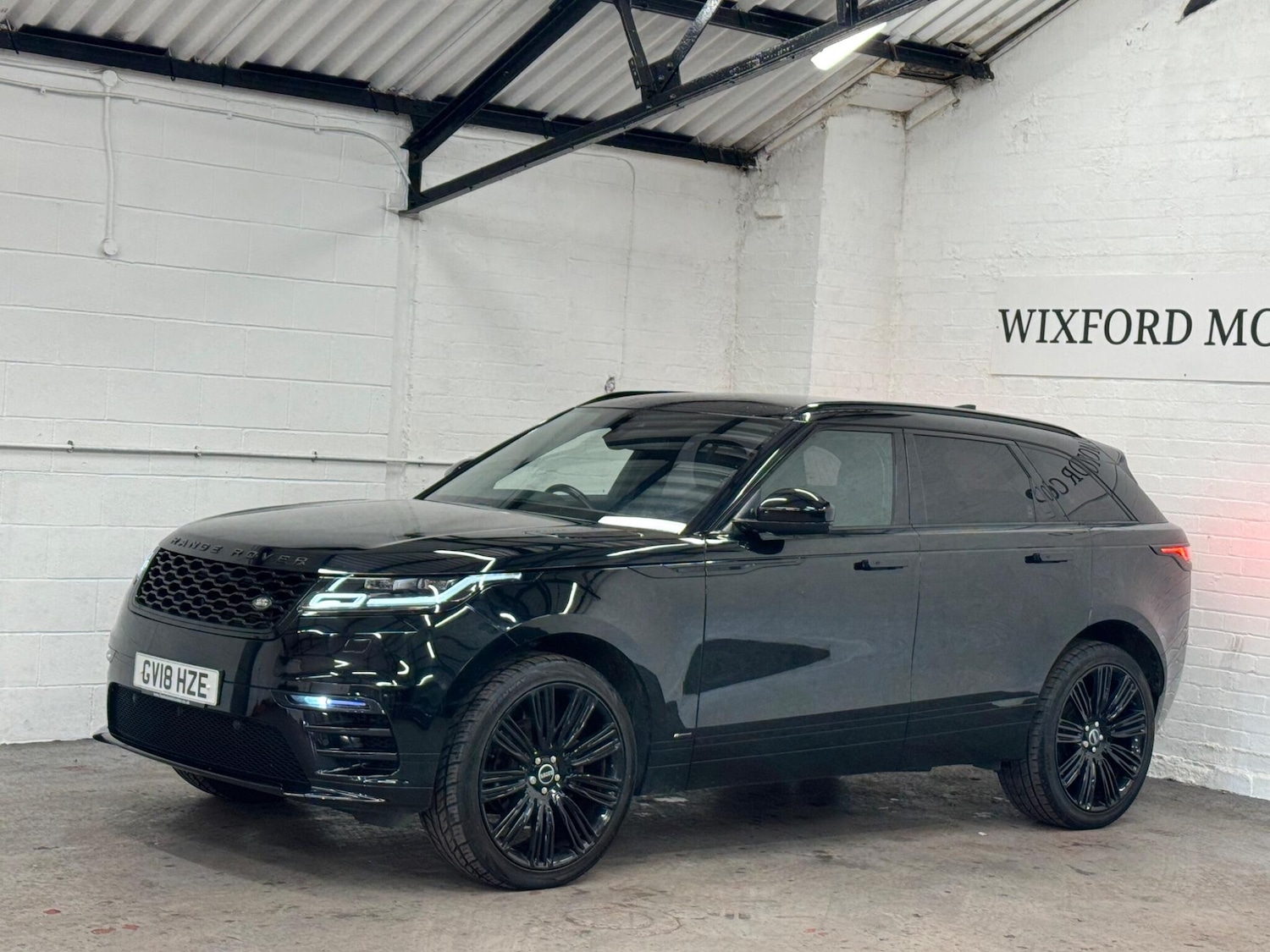 Used Land Rover Range Rover Velar 2018 for sale - 76714628: Photo 5