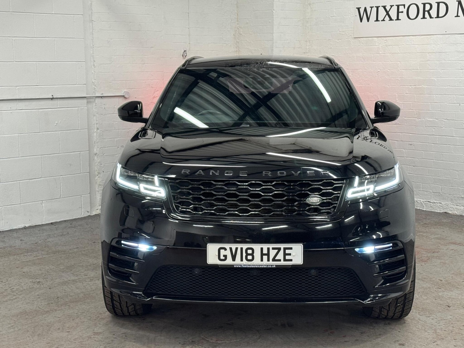 Used Land Rover Range Rover Velar 2018 for sale - 76714628: Photo 8