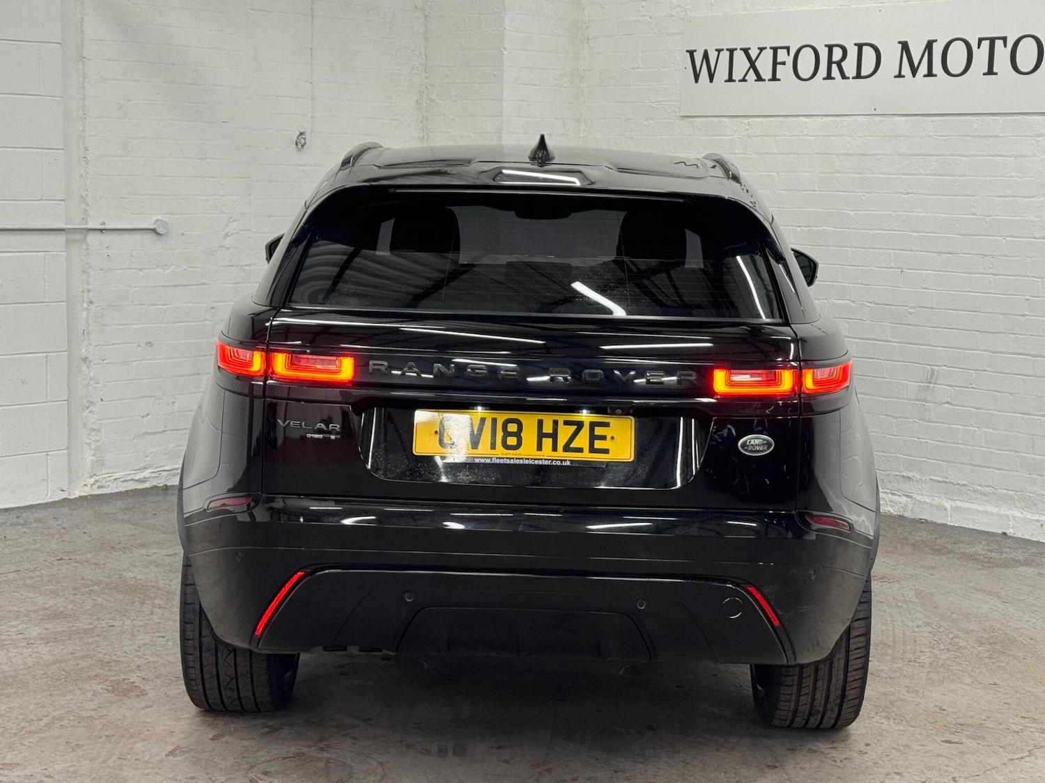 Used Land Rover Range Rover Velar 2018 for sale - 76714628: Photo 9