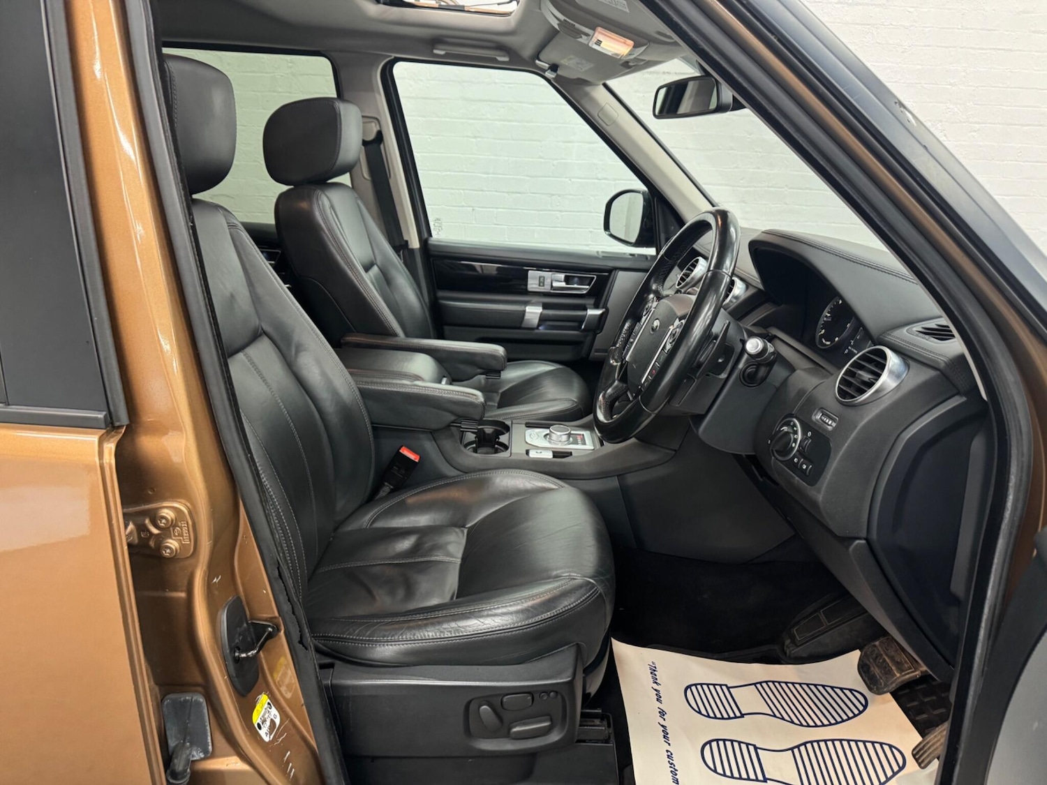 Used Land Rover Discovery 4 2016 for sale - 76886657: Photo 12