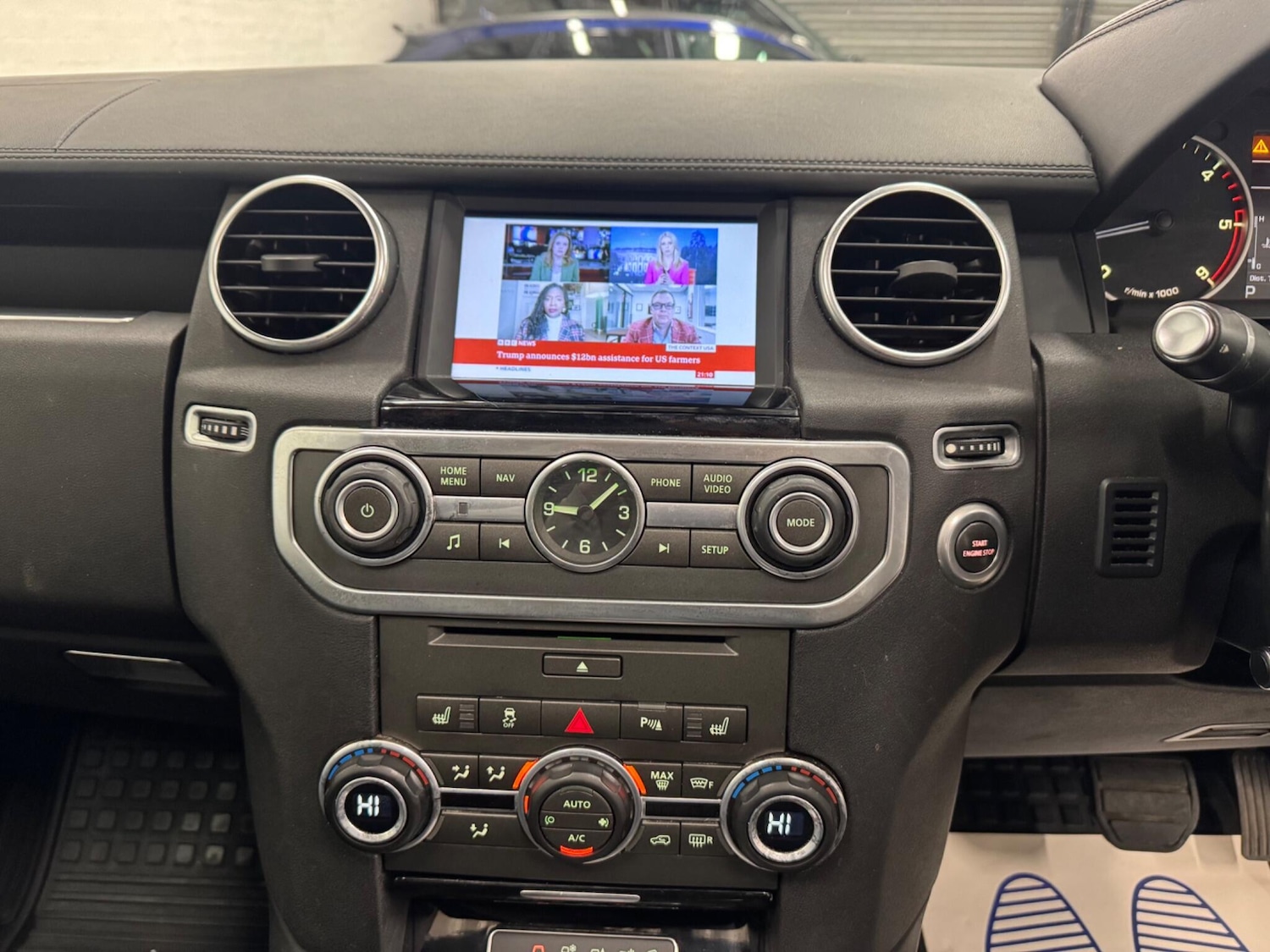 Used Land Rover Discovery 4 2016 for sale - 76886657: Photo 21