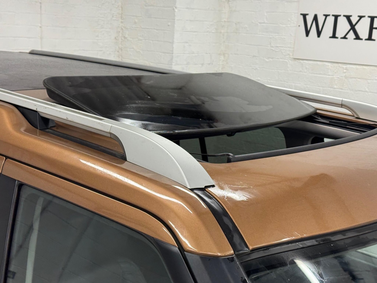 Used Land Rover Discovery 4 2016 for sale - 76886657: Photo 38