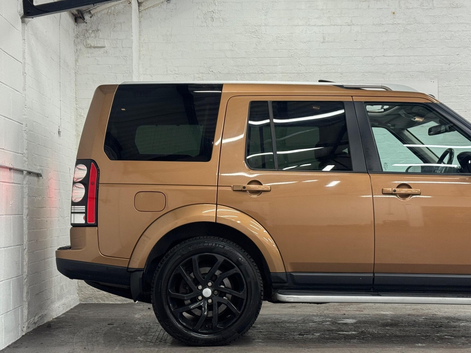 Used Land Rover Discovery 4 2016 for sale - 76886657: Photo 50