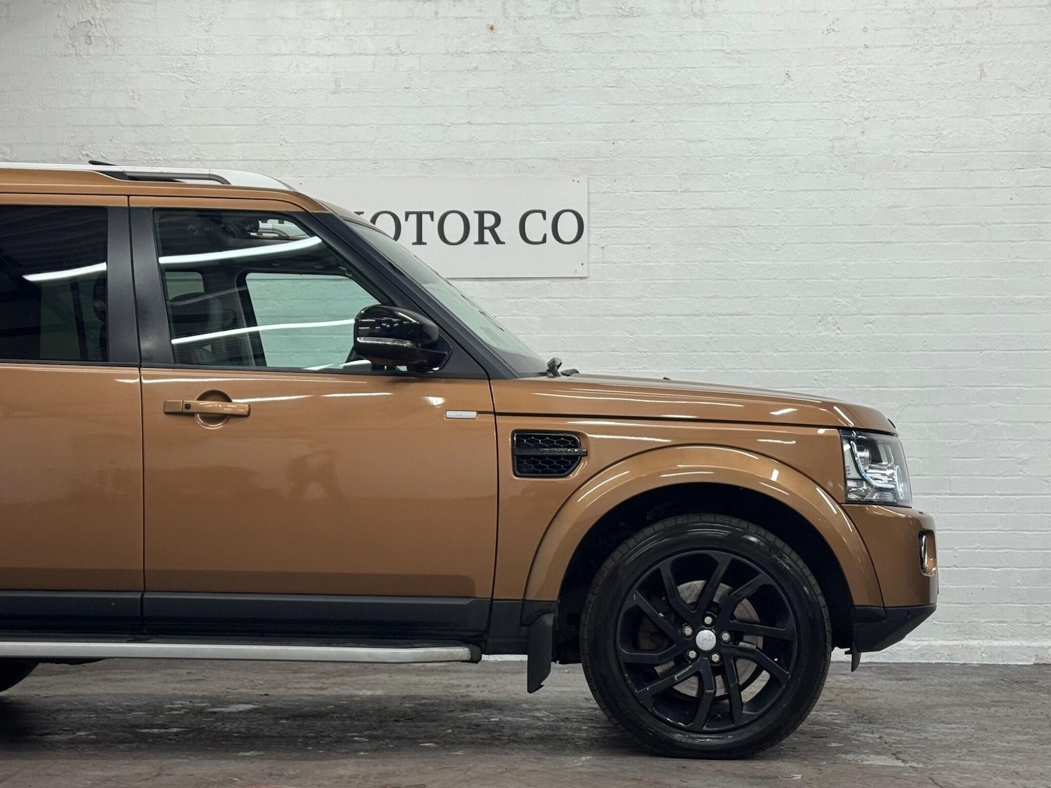 Used Land Rover Discovery 4 2016 for sale - 76886657: Photo 51