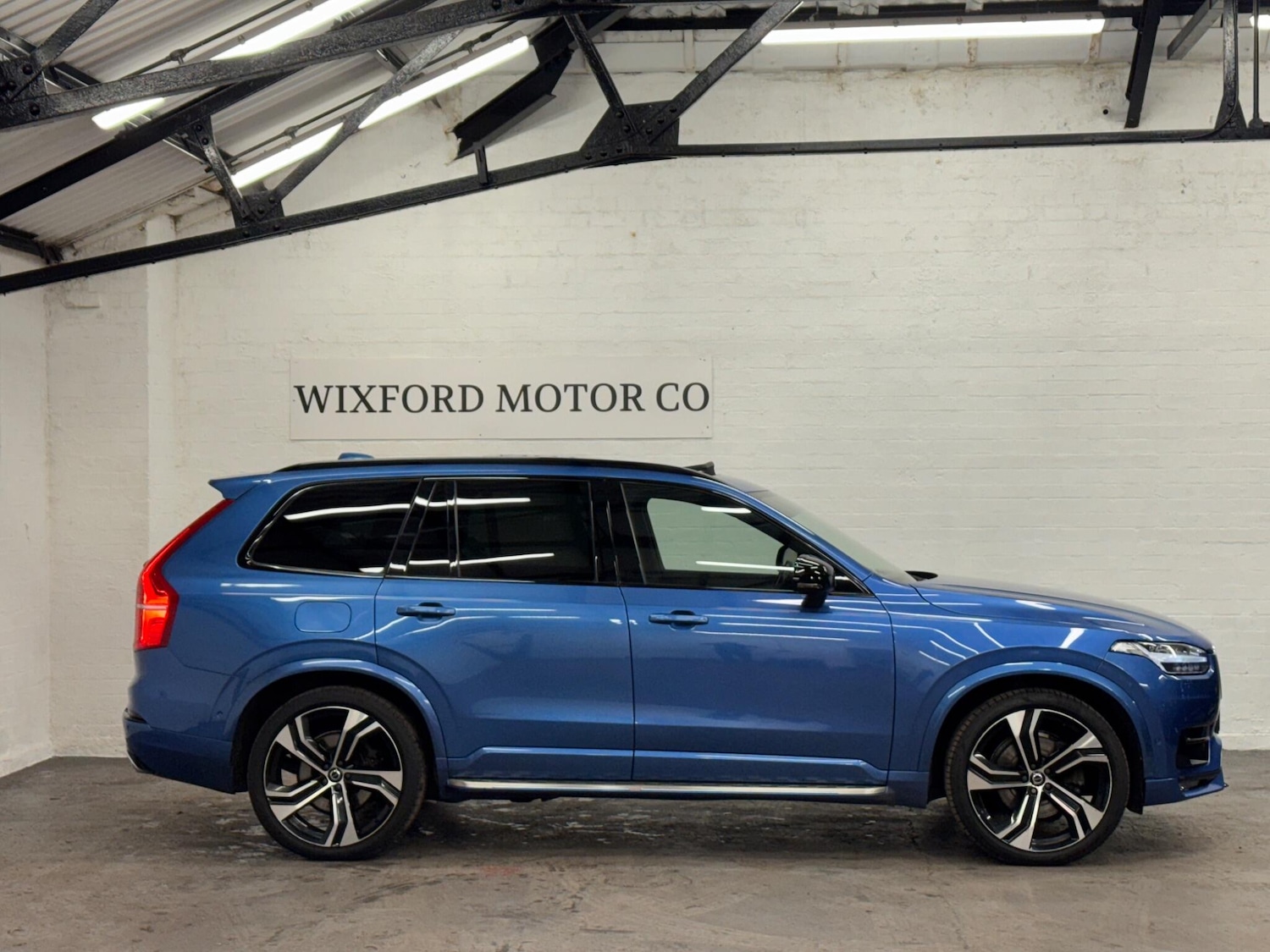 Used Volvo XC90 2019 for sale - 76824370: Photo 2
