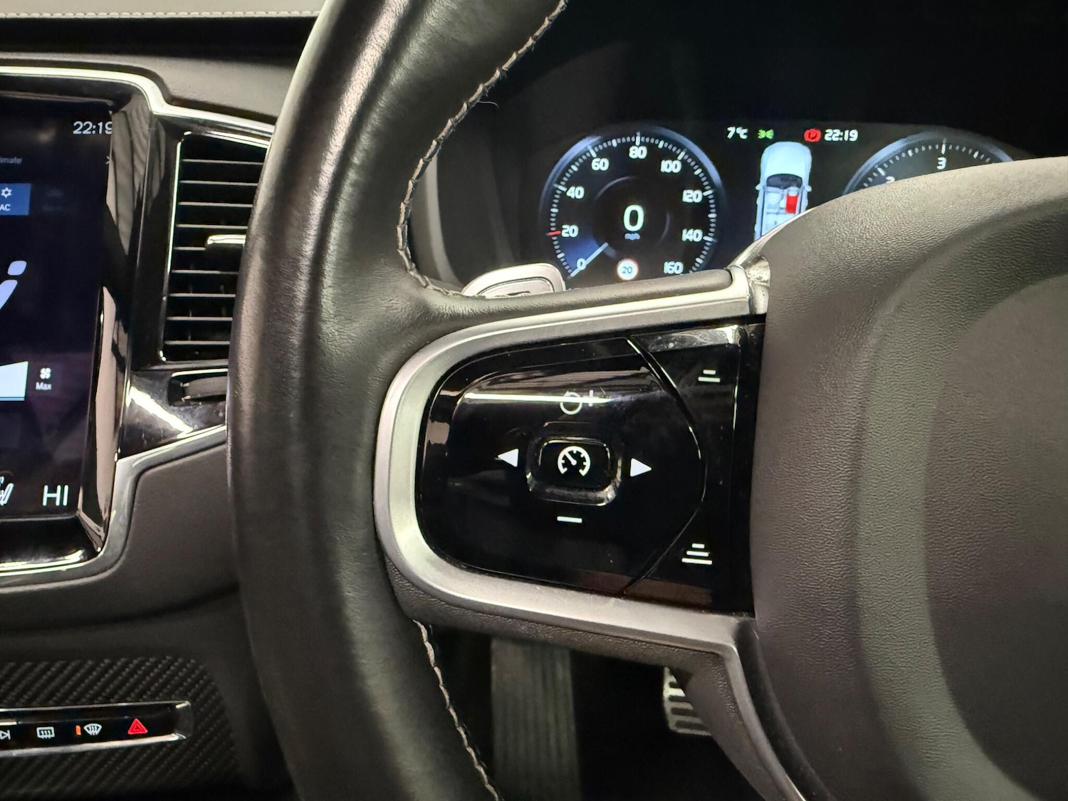 Used Volvo XC90 2019 for sale - 76824370: Photo 26