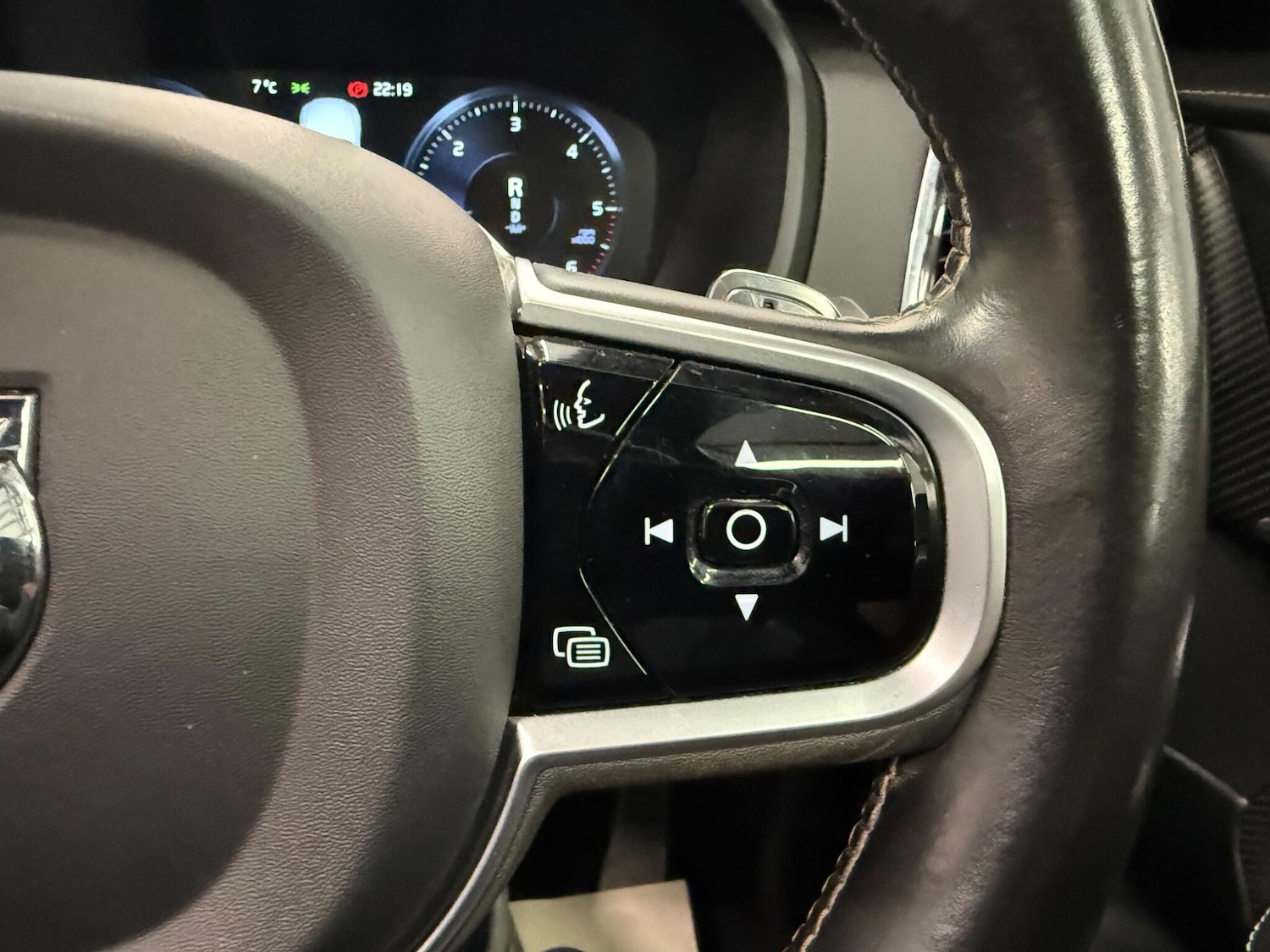 Used Volvo XC90 2019 for sale - 76824370: Photo 32