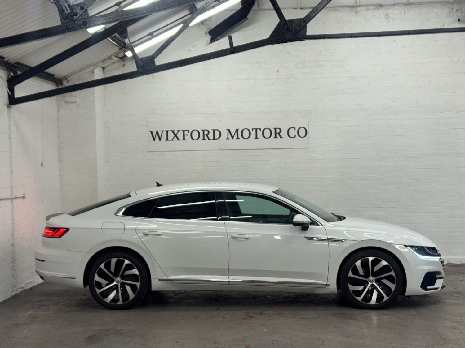 Used Volkswagen Arteon 2018 for sale - 77159623: Photo 2